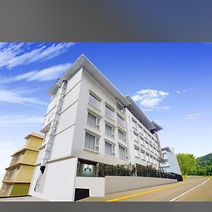 Four Star Resort Near Ropeway